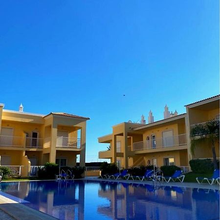 Parra Holidays Q House Guia  Eksteriør bilde